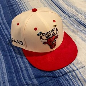 Chicago bulls hat - adjustable